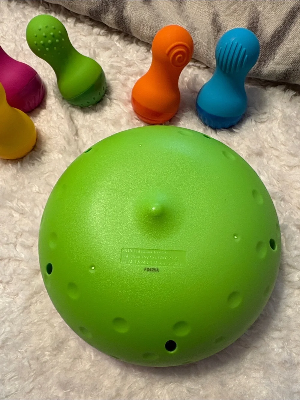 Fat Brain Toys Set of 3 Dimpl, SpinnyPins and Tugl Cube